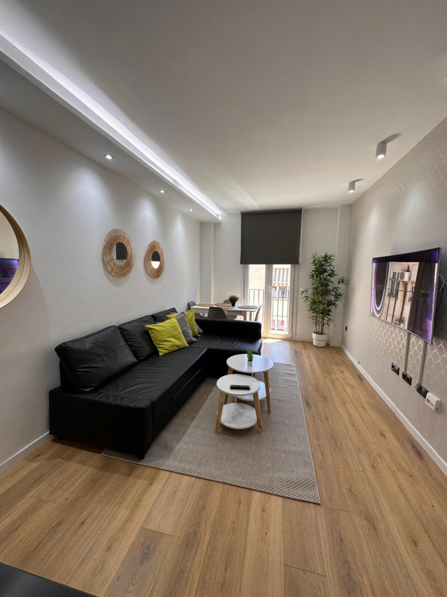 Capuchinos Deluxe Apartment Malaga Exterior photo